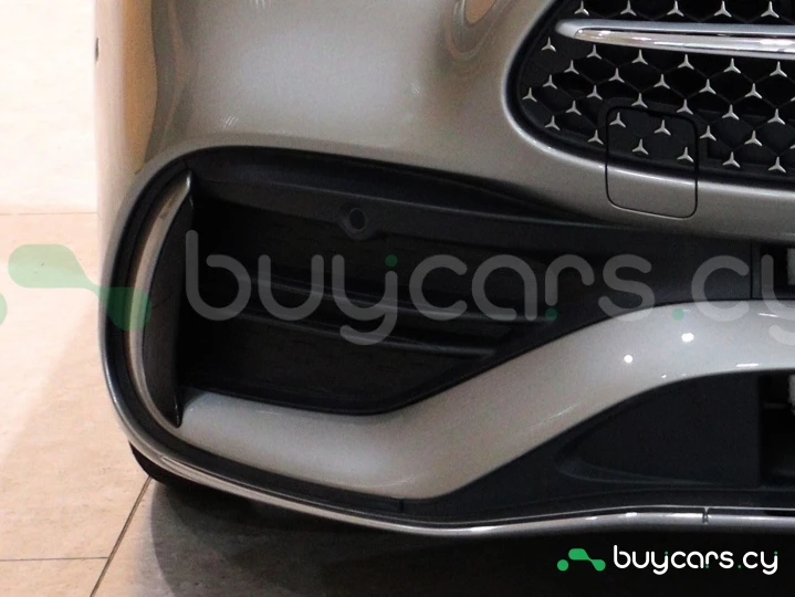 Mercedes C-class Розовый