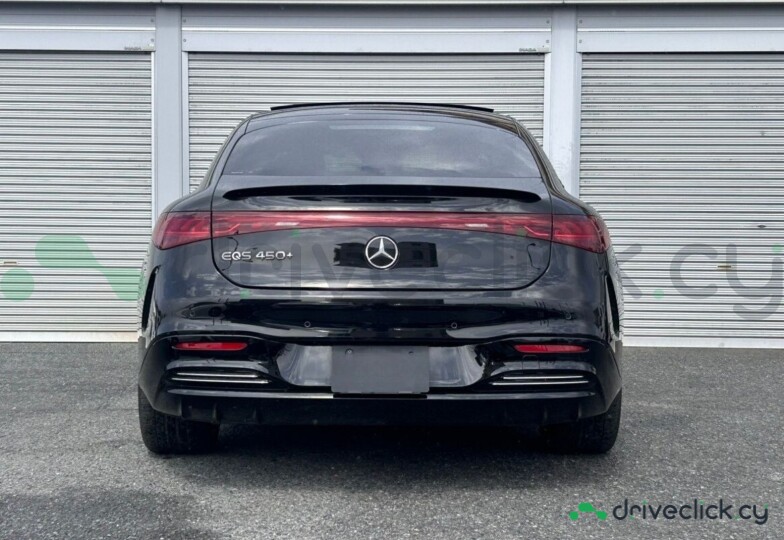 Mercedes EQS Black