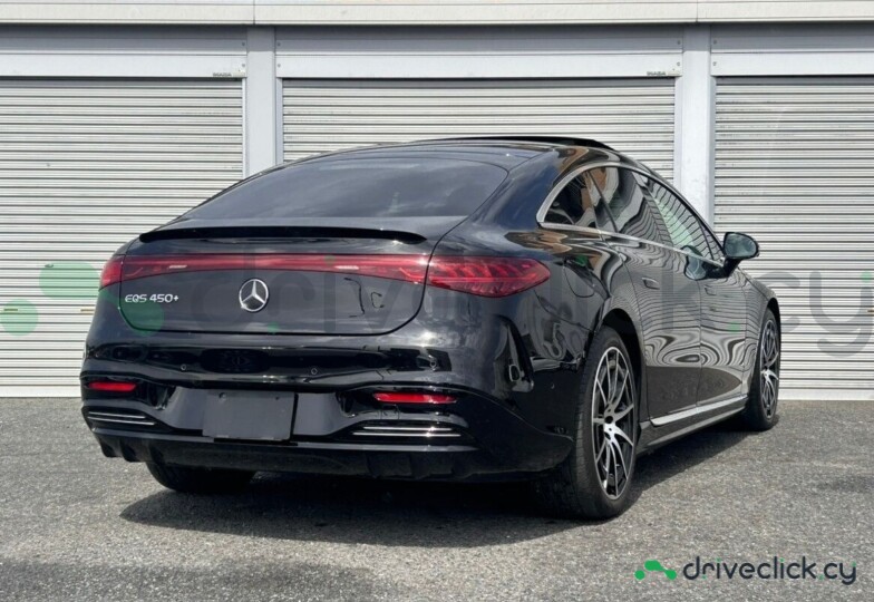 Mercedes EQS Black
