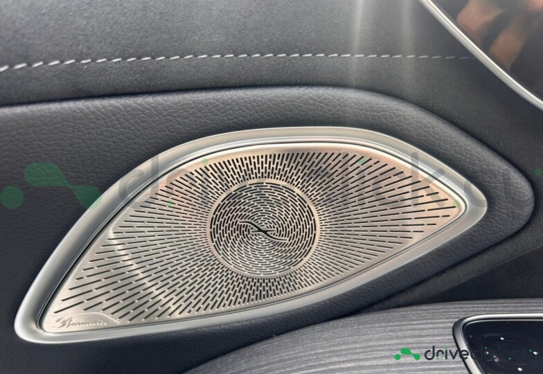 Mercedes EQS Black