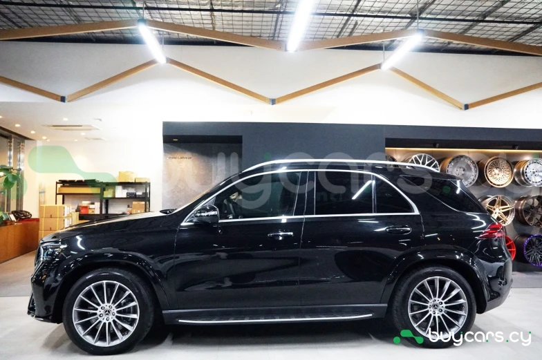 Mercedes GLE-class Черный