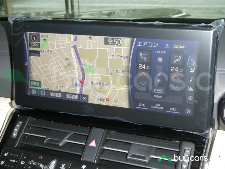 Toyota Land Cruiser 300 Белый