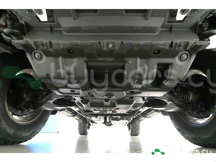 Toyota Land Cruiser Prado Белый