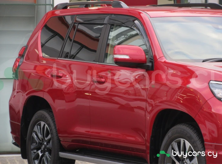 Toyota Land Cruiser Prado Red