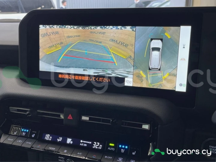 Toyota Land Cruiser 250 Белый