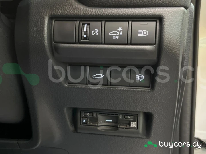 Toyota Land Cruiser 250 Белый