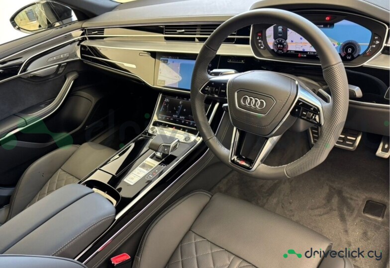 Audi A8 Black