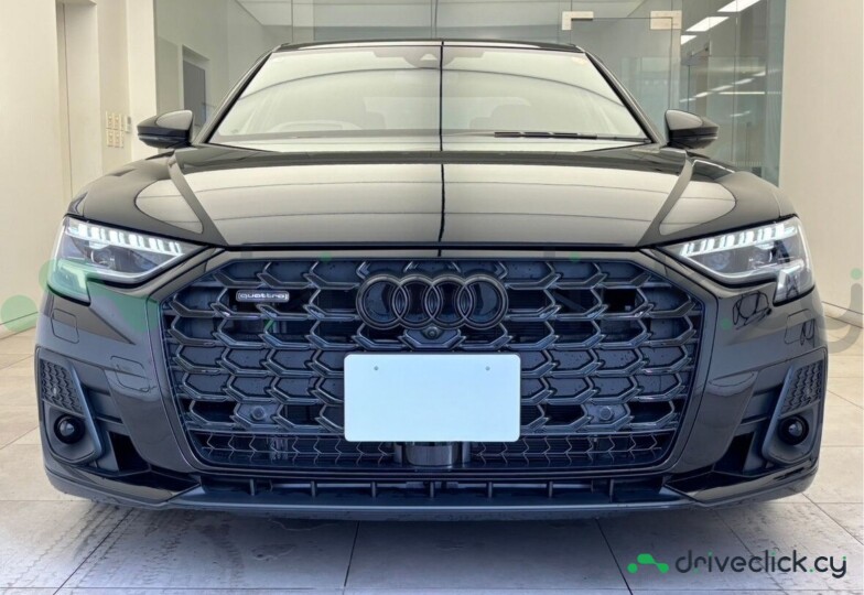 Audi A8 Black