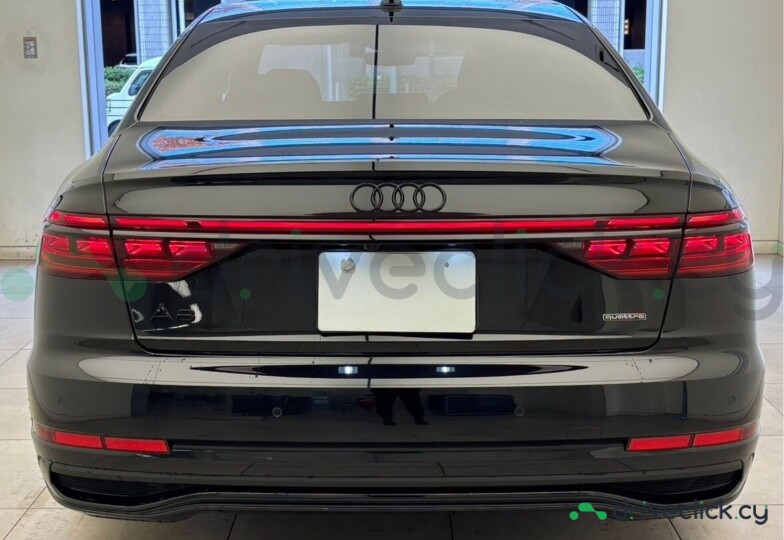Audi A8 Black