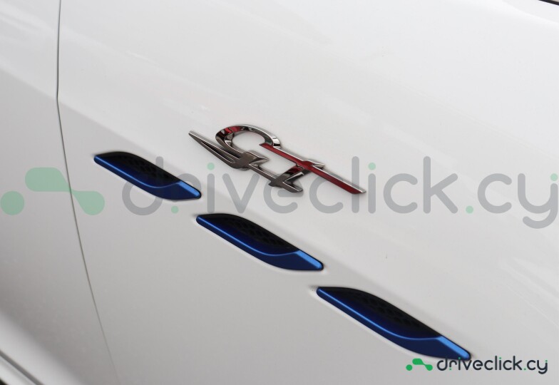 Maserati Ghibli White