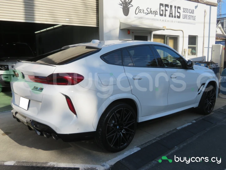 BMW X6 M Белый