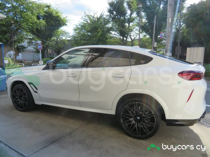 BMW X6 M Белый