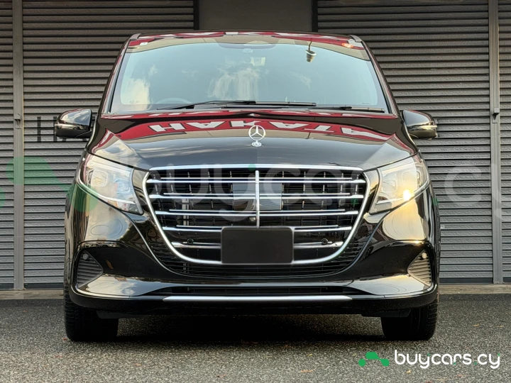 Mercedes V-class Черный