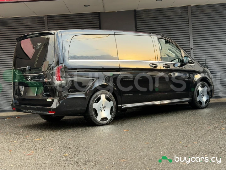 Mercedes V-class Черный