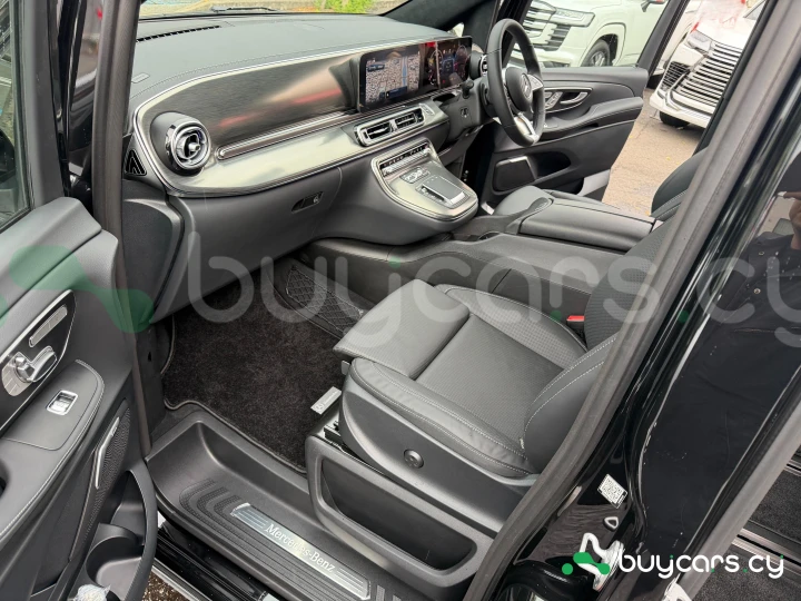 Mercedes V-class Черный