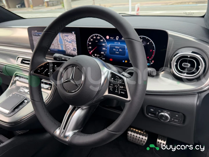 Mercedes V-class Черный