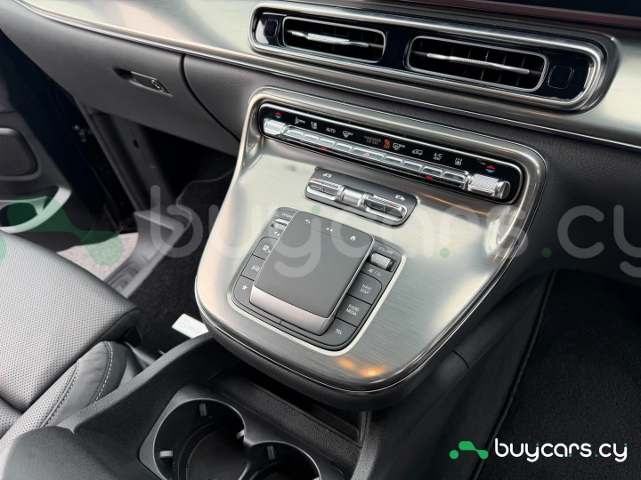 Mercedes V-class Черный