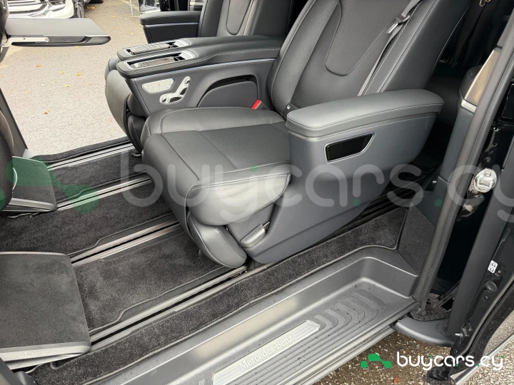 Mercedes V-class Черный