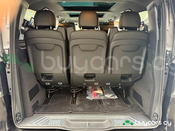 Mercedes V-class Черный