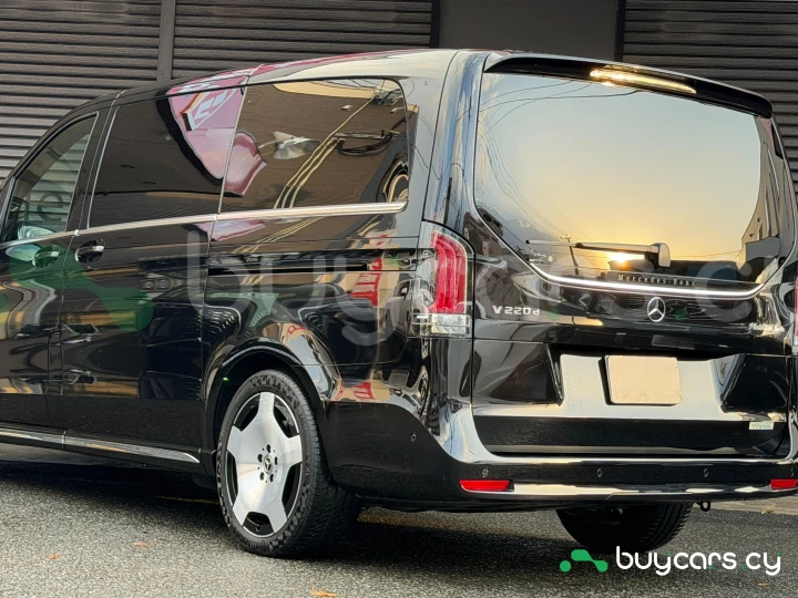 Mercedes V-class Черный