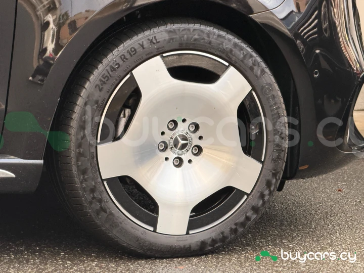 Mercedes V-class Черный