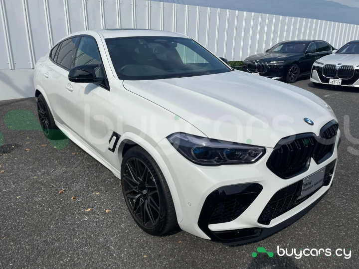 BMW X6 M Белый