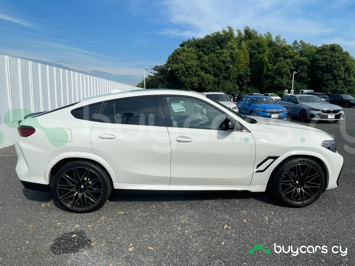 BMW X6 M Белый