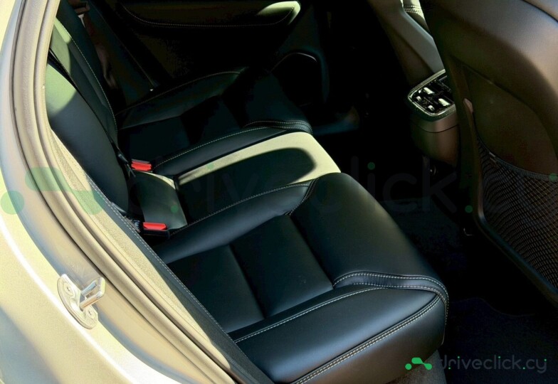 Volvo XC60 Серый