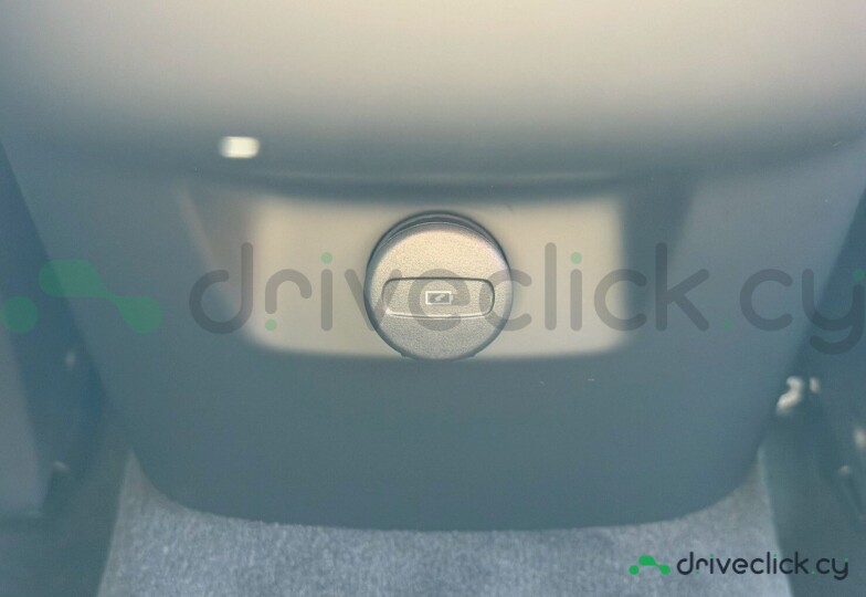 Volvo XC60 Серый