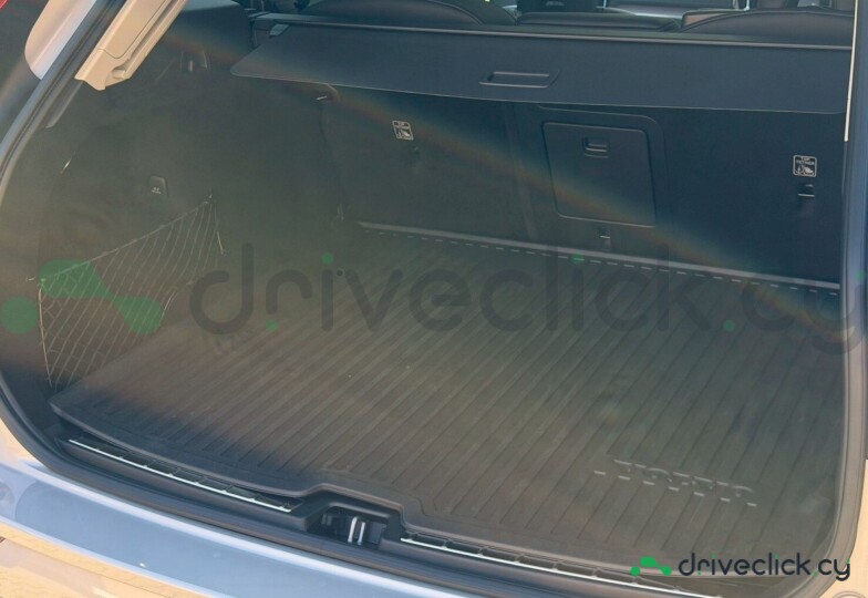 Volvo XC60 Серый