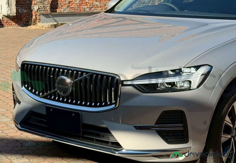 Volvo XC60 Серый