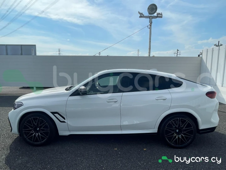 BMW X6 M Белый