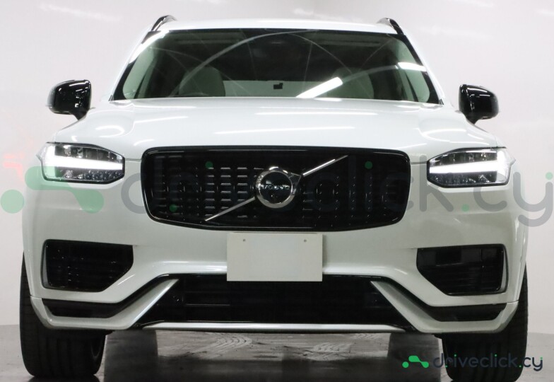 Volvo XC90 White