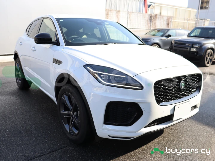 Jaguar E-Pace Белый