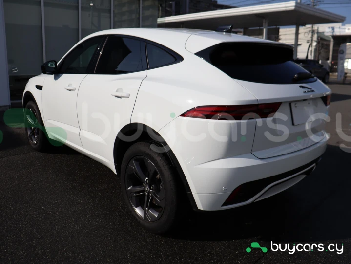 Jaguar E-Pace Белый