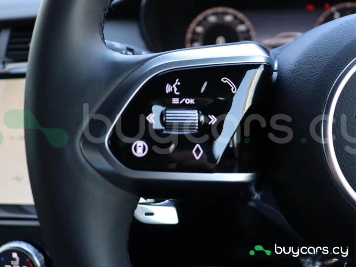 Jaguar E-Pace Белый