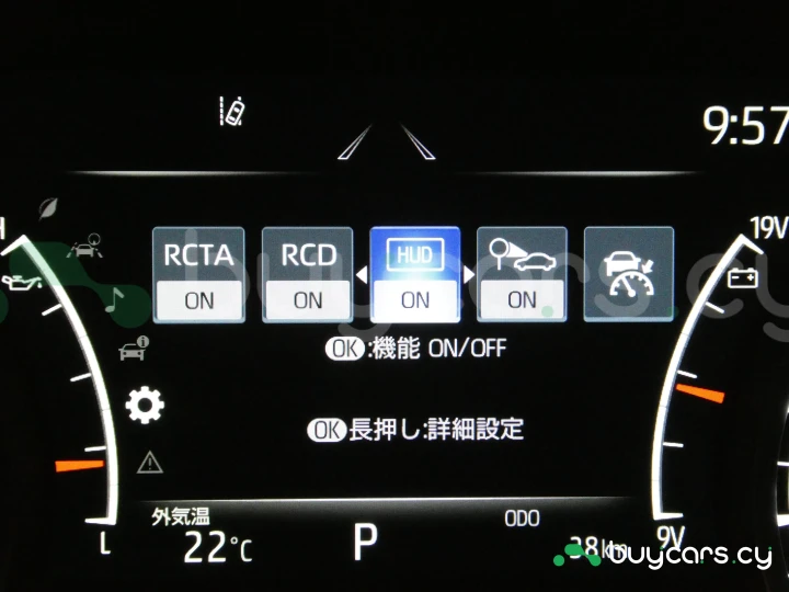 Toyota Land Cruiser 300 Белый