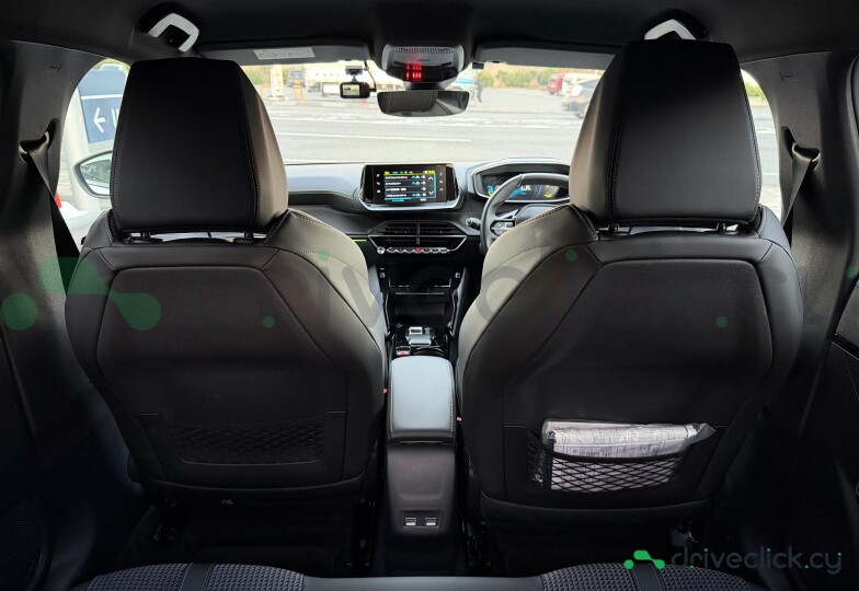 Peugeot 208 White
