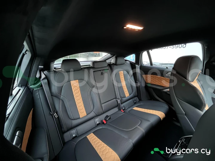 BMW X6 M Красный