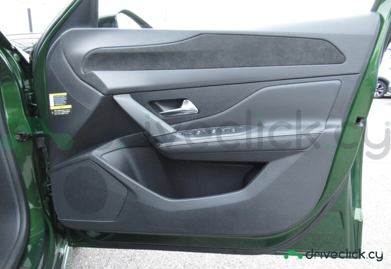 Peugeot 308 Green