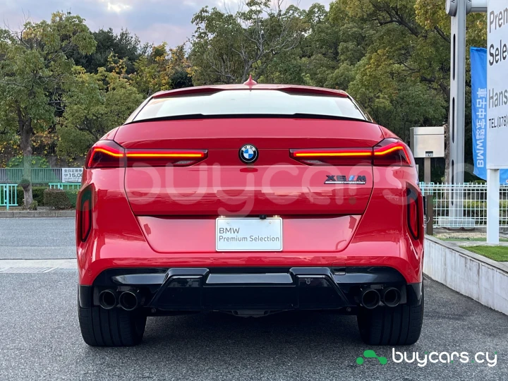 BMW X6 M Красный