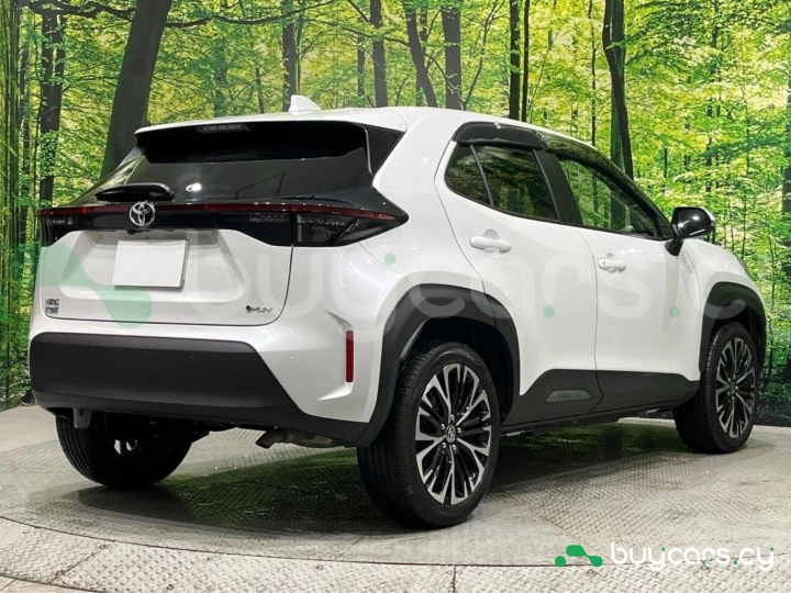 Toyota Yaris Cross Белый