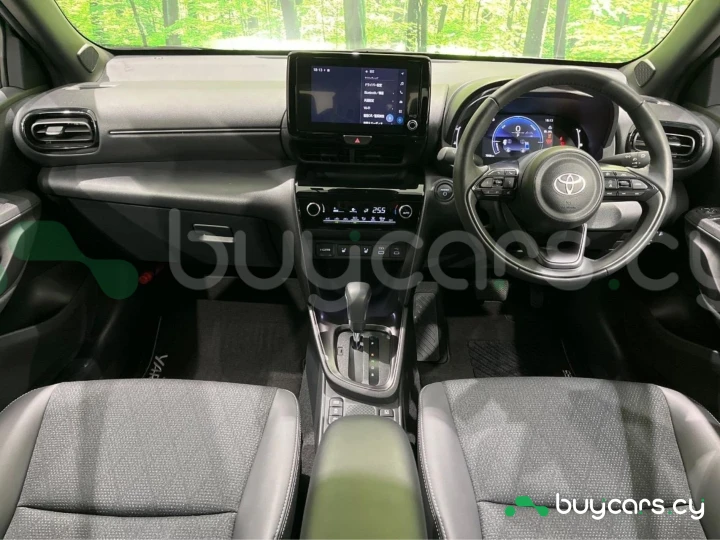 Toyota Yaris Cross Белый