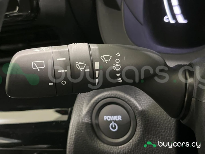 Toyota Yaris Cross Белый