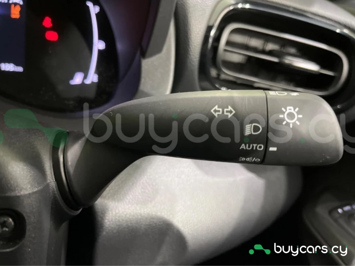 Toyota Yaris Cross Белый