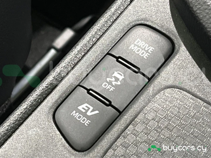 Toyota Yaris Cross Белый