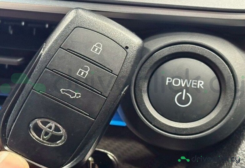 Toyota Prius Black