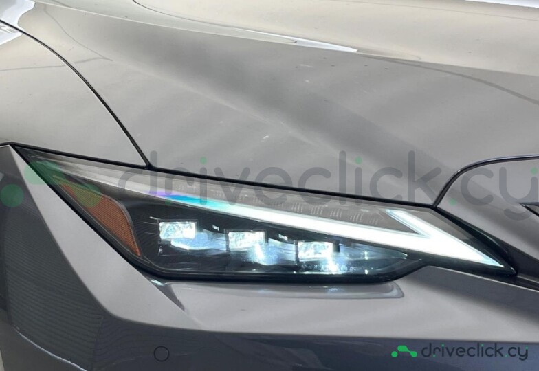 Lexus IS Grey