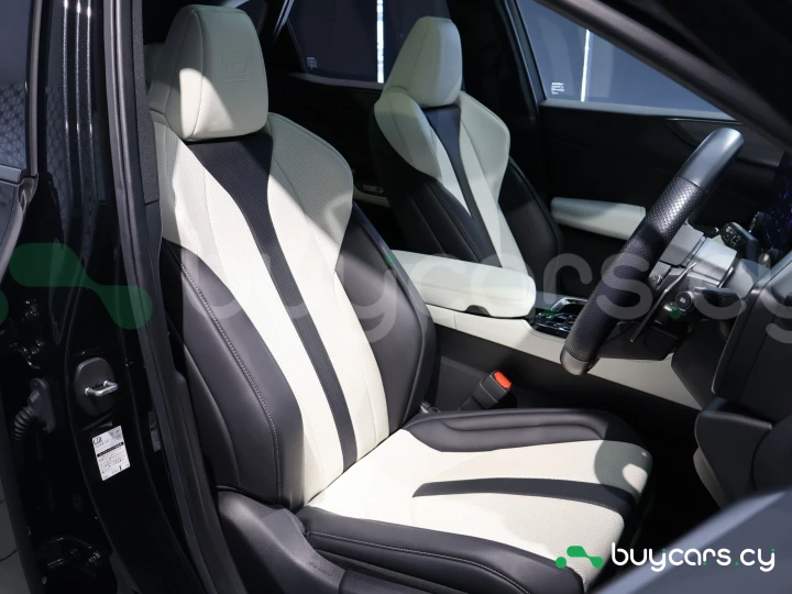 Lexus NX Черный