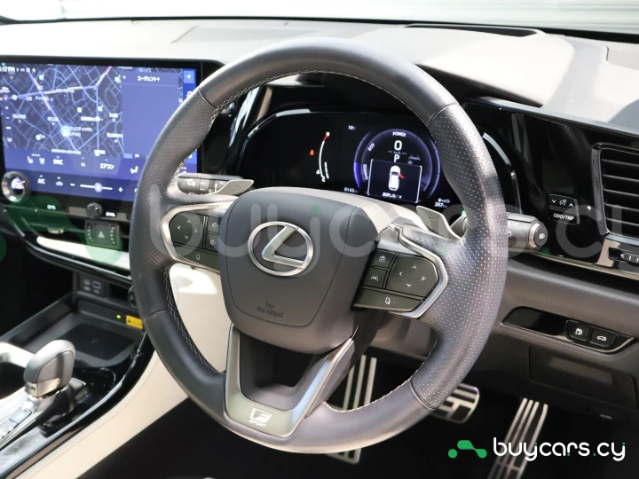 Lexus NX Черный